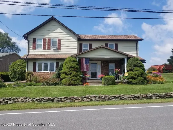 1513 Layton Rd, Olyphant, PA 18447