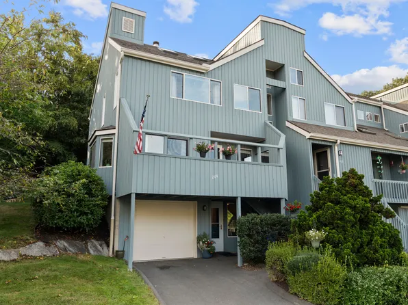 264 Sunwood Dr, Shelton, CT 06484