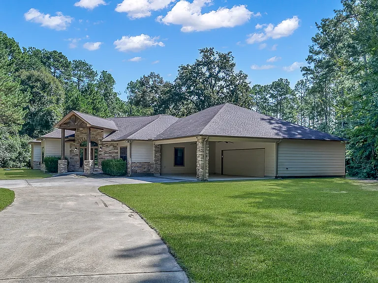 40102 Country Forest Dr — Photo 40