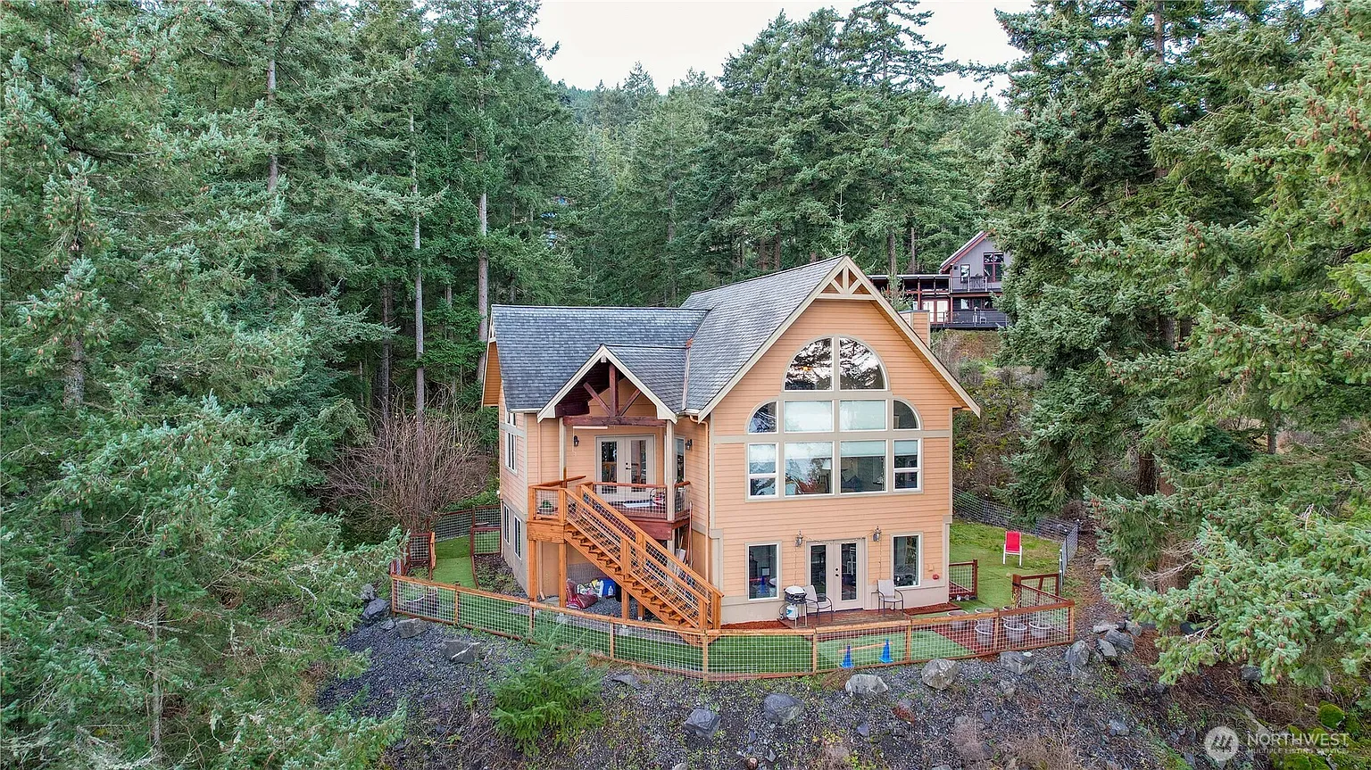 1103 Berry Way photo 1