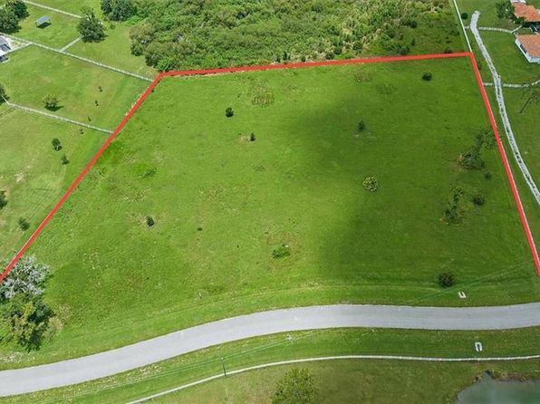 15945 Painted Post Ln, Sarasota, FL 34240