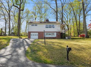 3450 Luttrell Rd, Annandale, VA 22003