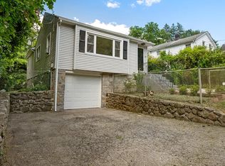 25 Maple Ave, Chappaqua, NY 10514