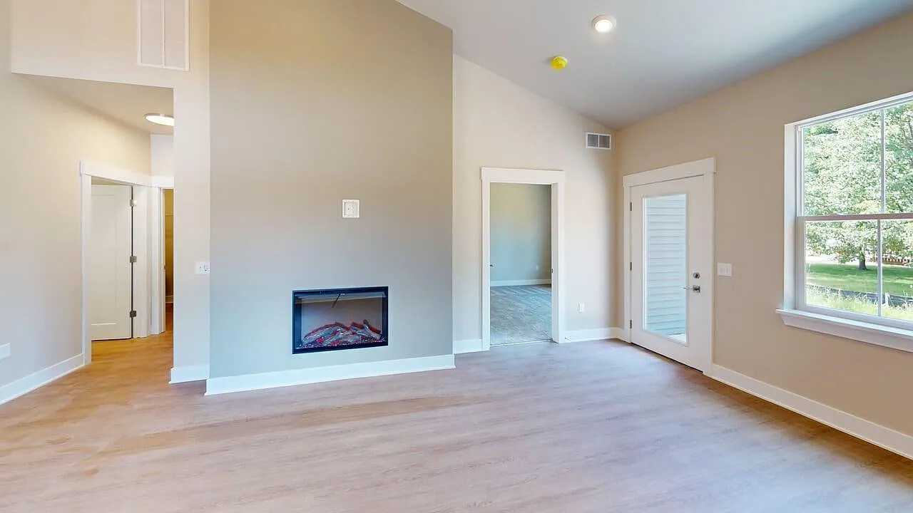 Riverwalk Townhomes — Photo 2