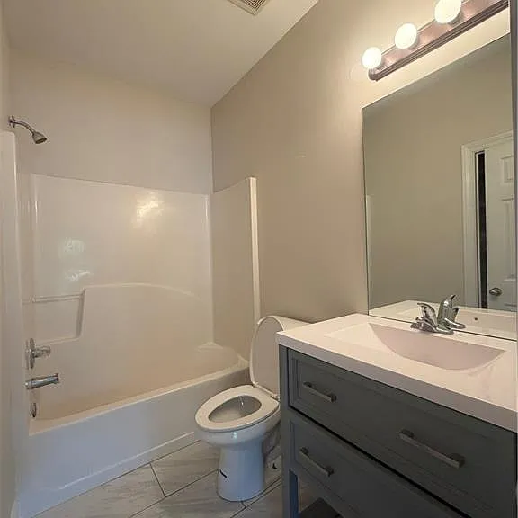 6035 Bayrose Cir — Photo 20