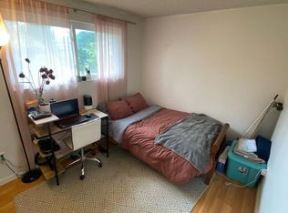 8203 234th St SW #103, Edmonds, WA 98026