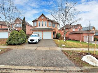 43 Chiswick Cres, Aurora, ON L4G 6P1