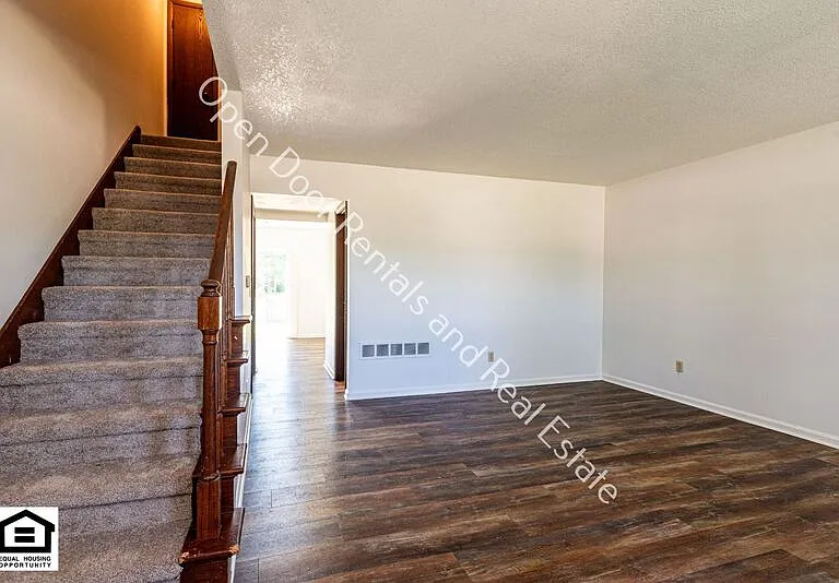 5214 Vermont Ln — Photo 12