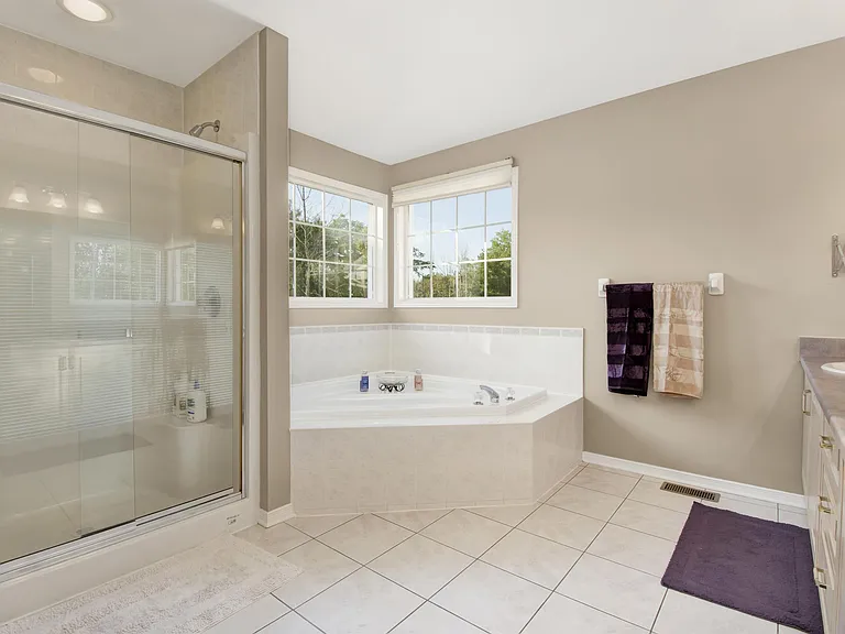 53 Mattawa Cres #1 — Photo 26