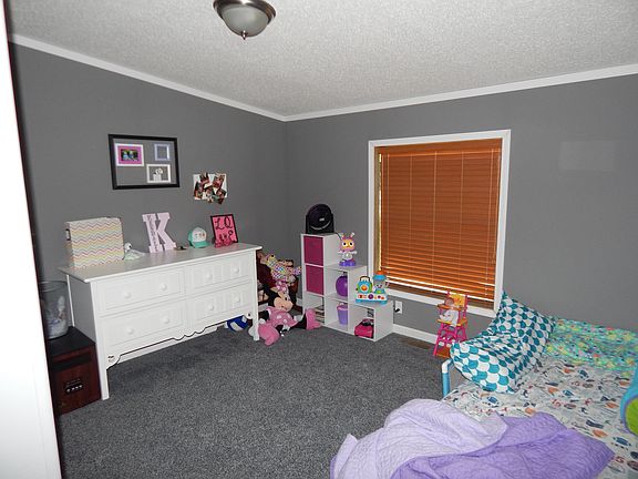 4th image of 3067 Rockton Cir