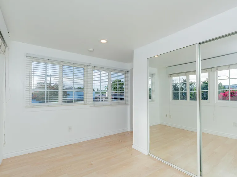 4231 Adams Ave — Photo 8