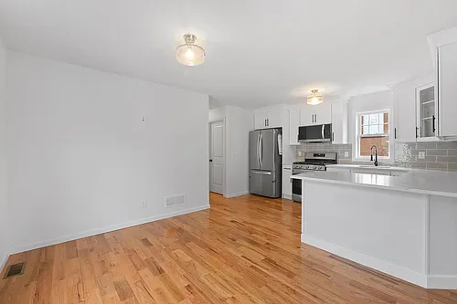 42 Hopper St #1 Photo 1