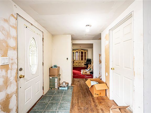5th image of 333 Maryland Ave
