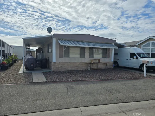 22 Magnolia Via, Anaheim, CA 92801