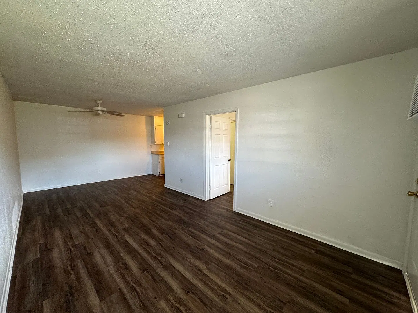 505 Sunset Ln — Photo 4