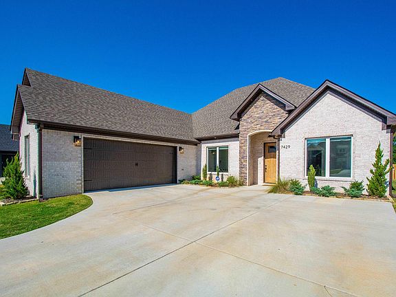 3rd image of 7429 Northwood Dr