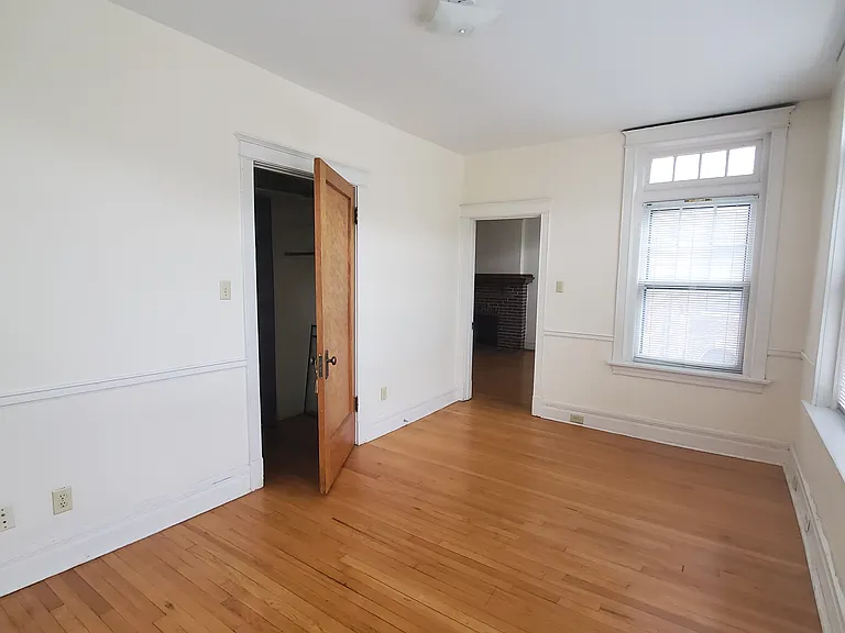5861 Nina Pl #3W — Photo 10