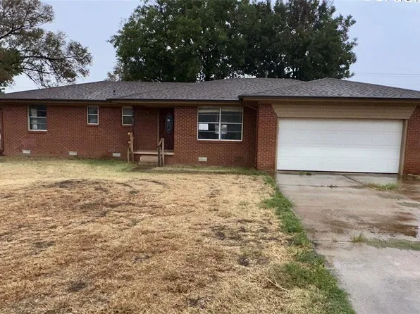 820 N Meta St, Cordell, OK 73632