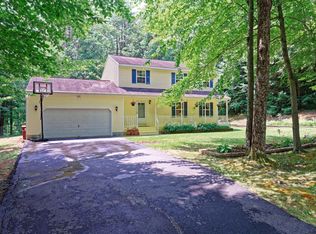 205 Cochran Dr, Gansevoort, NY 12831