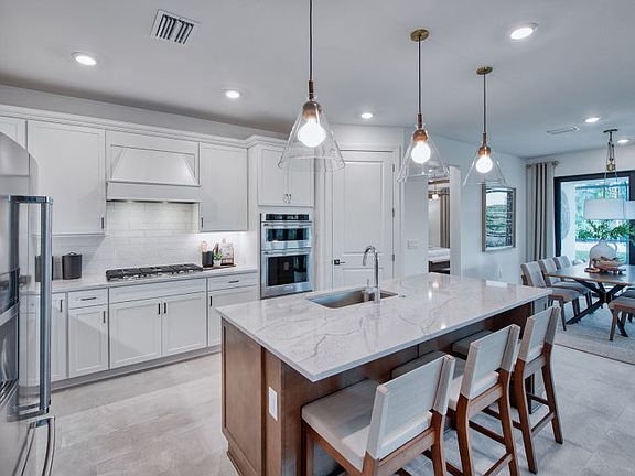 Innovative kitchen, perfect for entertaining