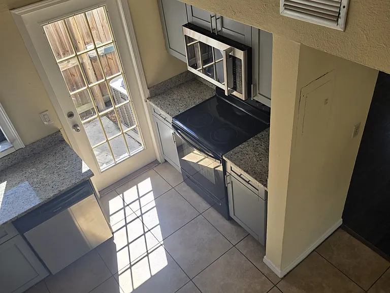 12430 Touchton Dr #102 — Photo 5