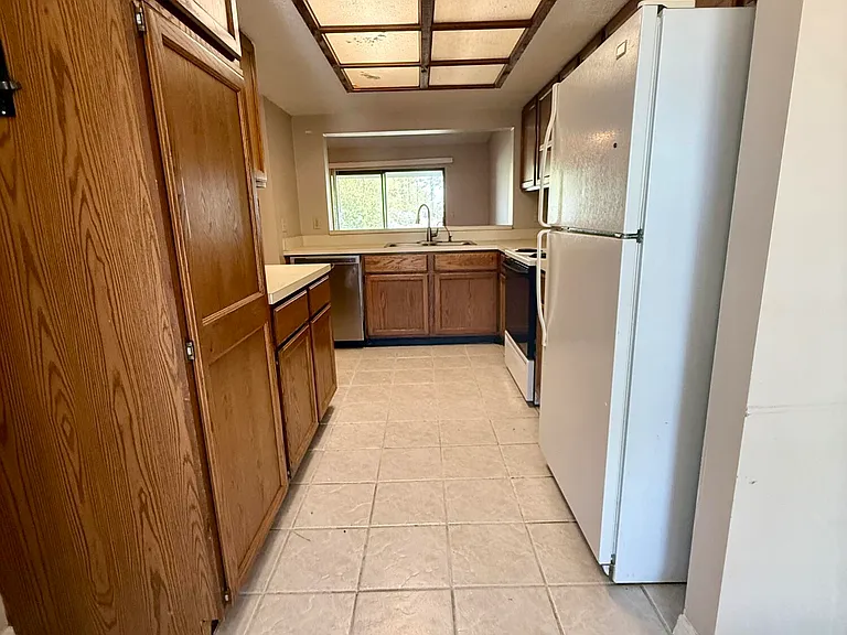 218 Cranes Lake Dr — Photo 12