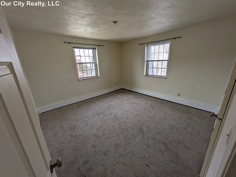 148 Sycamore St — Photo 9