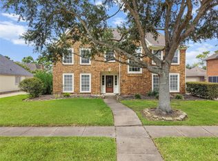 2104 Bay Hill Dr, League City, TX 77573
