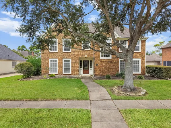 2104 Bay Hill Dr, League City, TX 77573