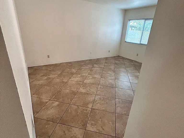 1132 Paseo Juanita #D — Photo 7