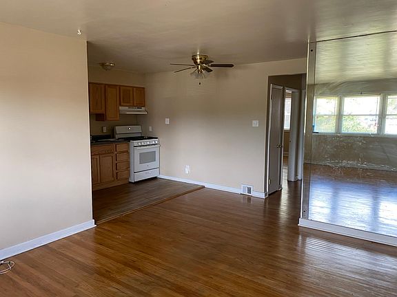 3rd image of 7305 Haverford Ave Floor 1