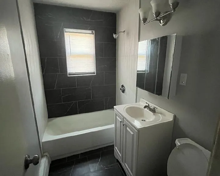43 Hughes St #4301 — Photo 3
