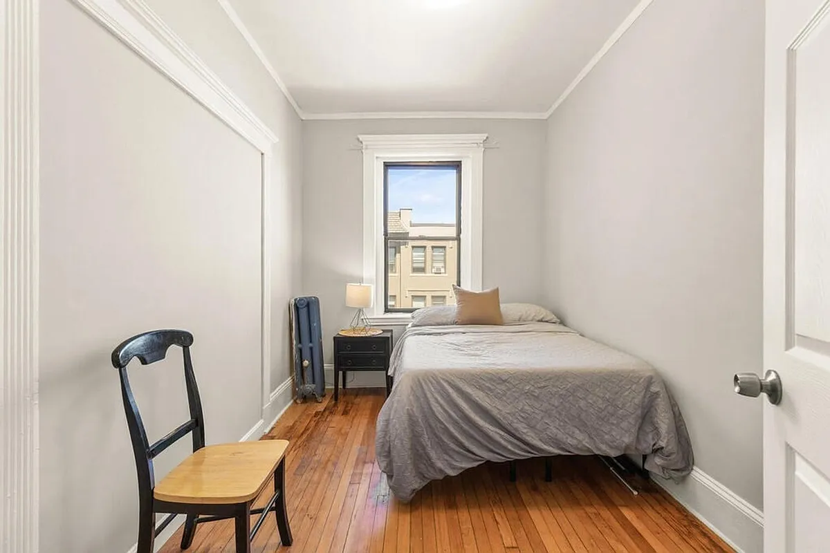 Building Photo - 28 Glenville Ave #8