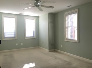 1727 S Broad St #2XXF, Philadelphia, PA 19148