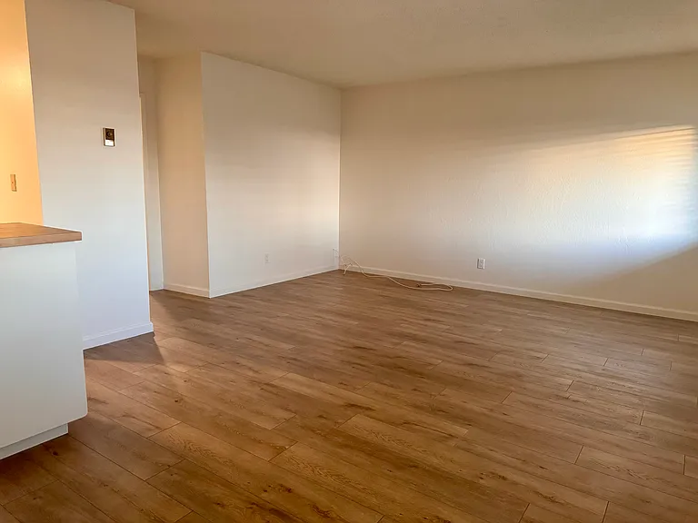 1029 Norwalk St #2H — Photo 2