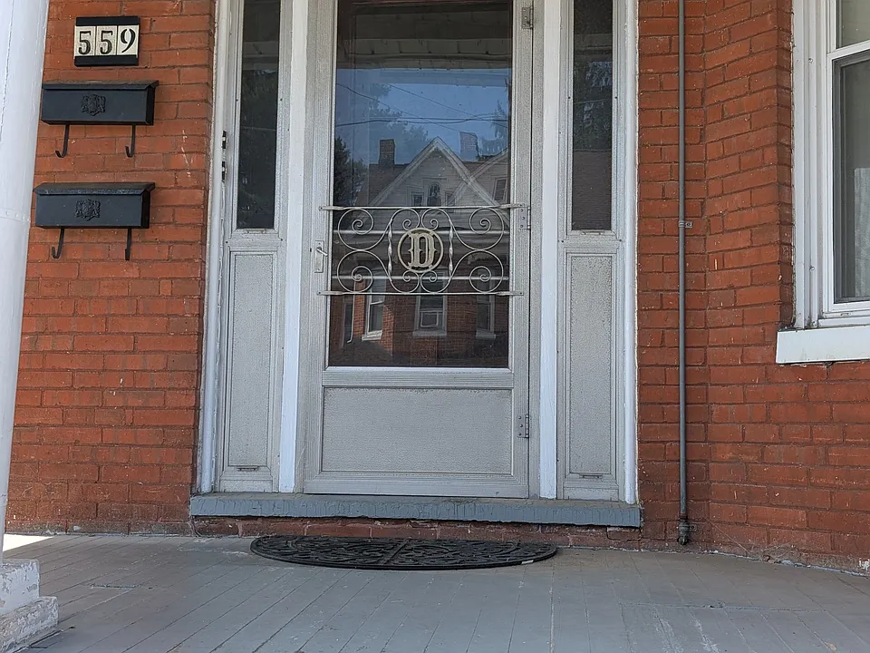 559 Baer Ave #2