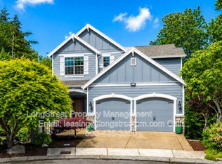 9739 NW Henry Ct, Portland, OR 97229
