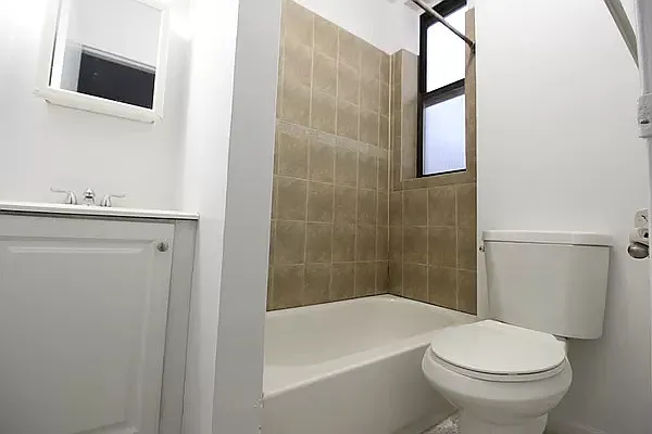 Rented by Luxor Homes & Investment Realty | media 25