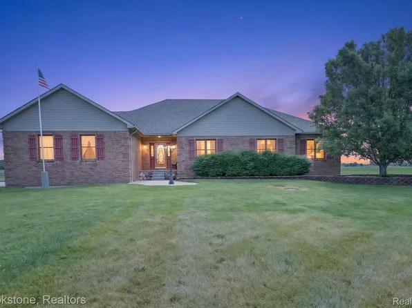 75230 Cryderman Rd, Richmond, MI 48062