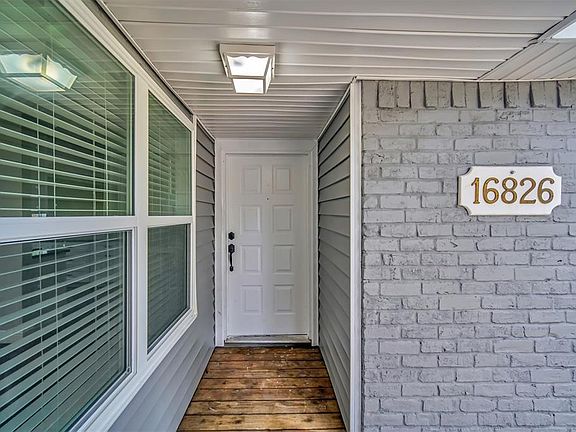 5th image of 16826 Gleneagle Dr N