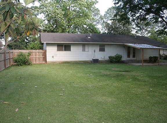 Ridgeland,MS_rental_house_back_05292015