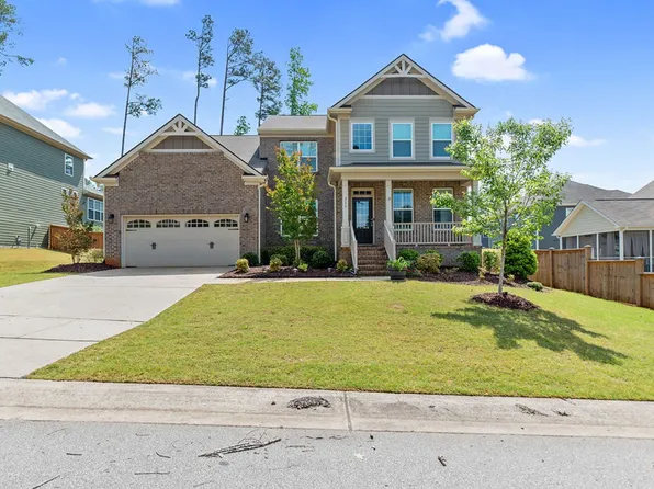 225 Oakenshaw Dr, Holly Springs, NC 27540