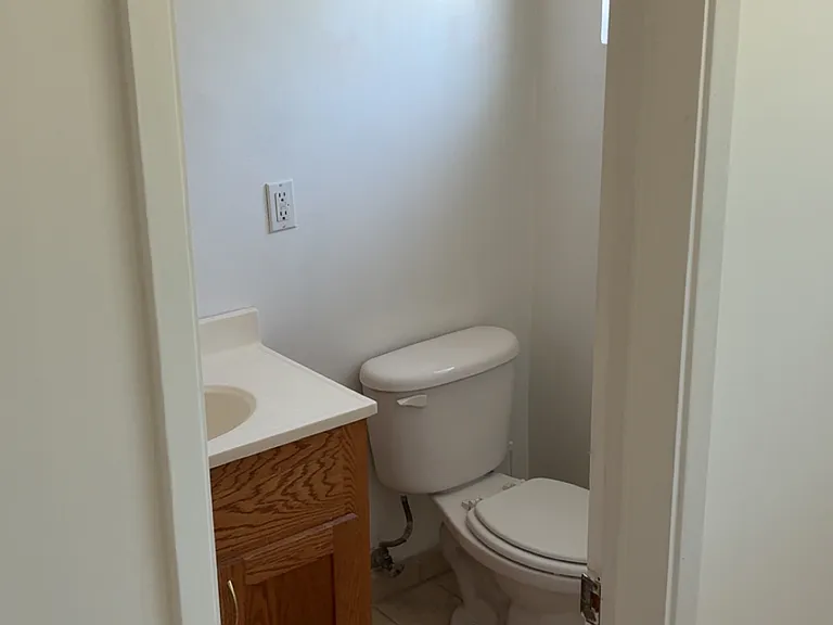 Bedroom 1 Bathroom