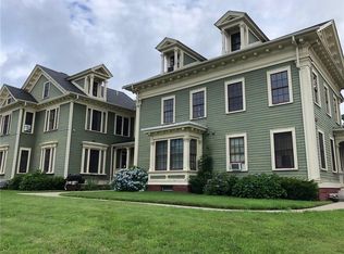 278 High St APT 1, Pawtucket, RI 02860