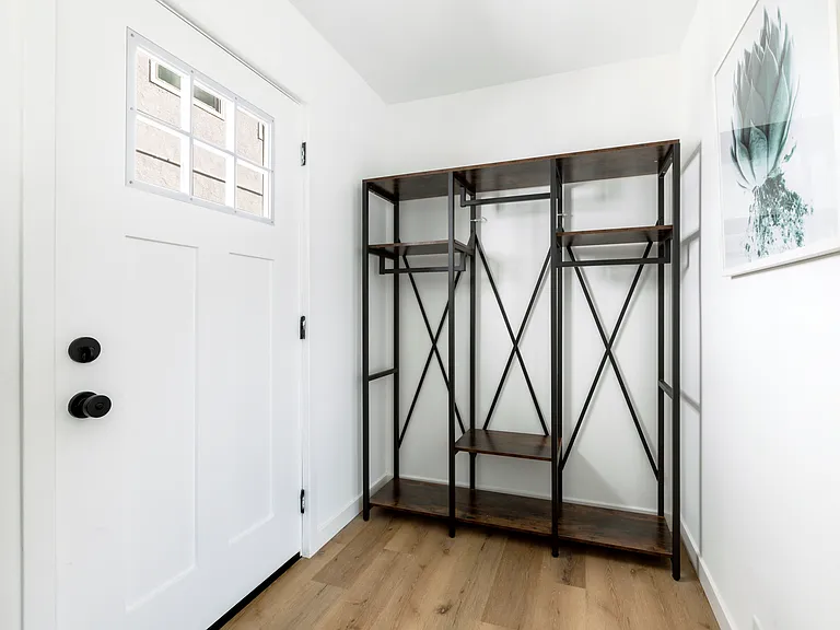 3400 Somerset Dr #3404-1/2 — Photo 4
