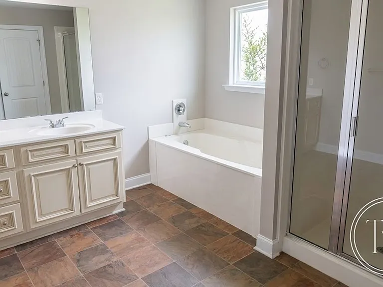 709 English Oak Dr — Photo 10