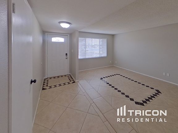 2nd image of 11032 N 50th Ave