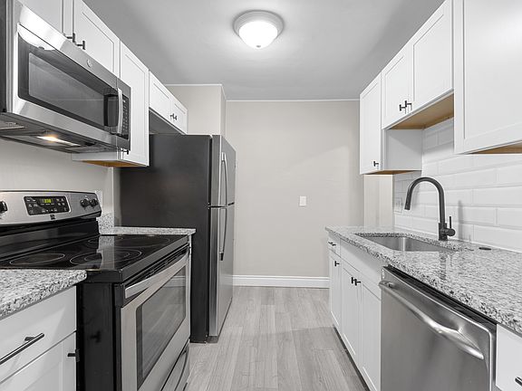 2nd image of 20237 Midway Ave