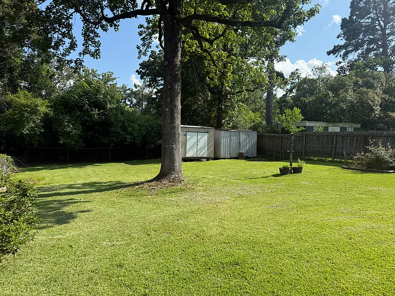 109 Davis Ln — Photo 26