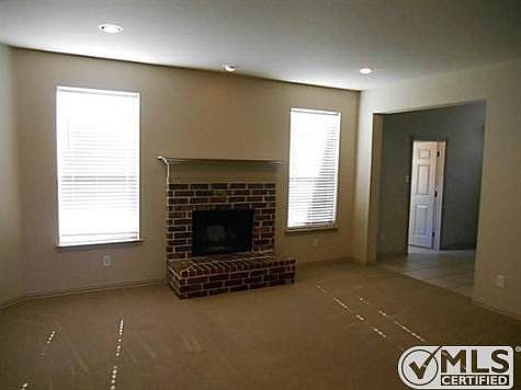3rd image of 4518 Rosewood Ln